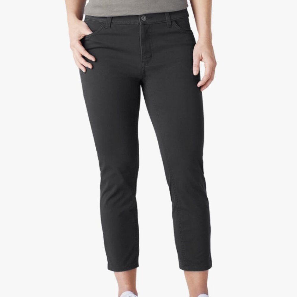 NWT Women's Dickies Skinny Perfect Fit Twill Capri Pants Black